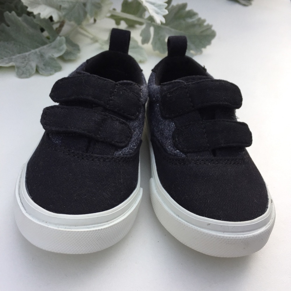 👟FREE👟2/$30👟 Infant Boy Shoe Size 5 (12.5) NEW